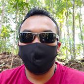 Tr